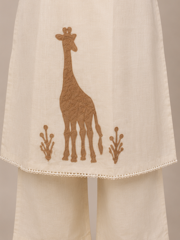 Ivory Giraffe Motif Appliqué Kurta Set with Printed Kalamkari-Style Dupatta
