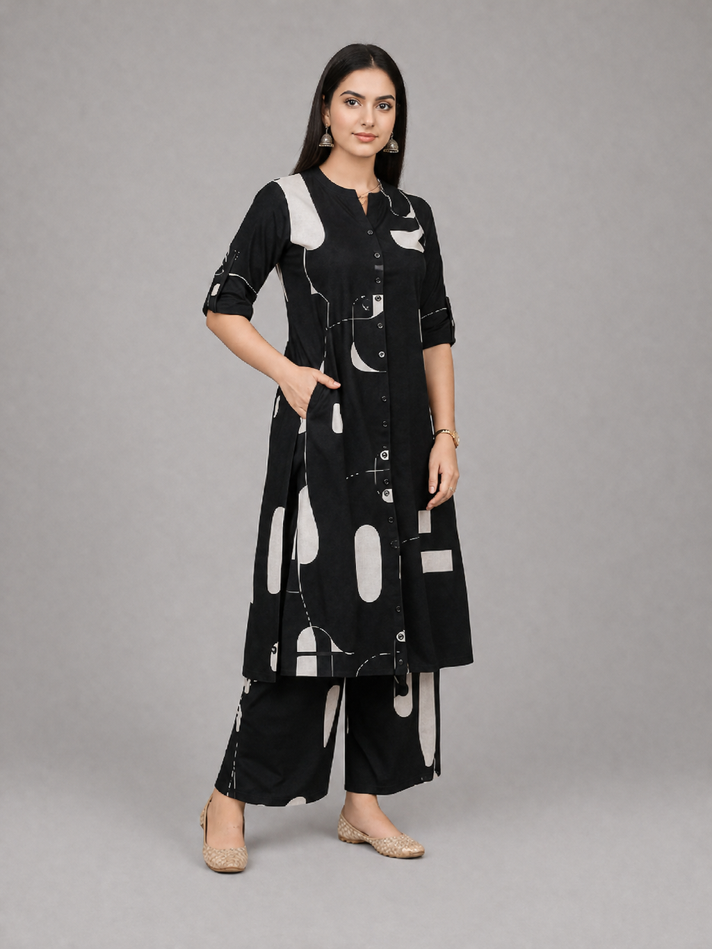 Women Abstract Print Kurta with Pockets and Palazzo , 2 Piece Set (Black and Silver)