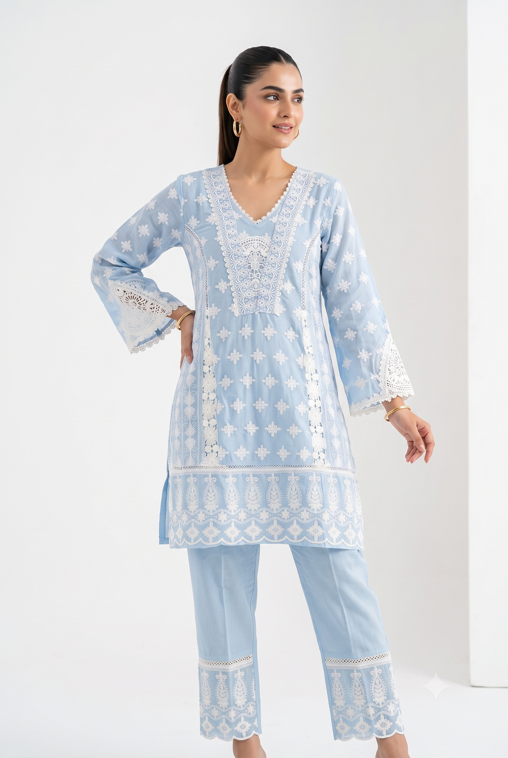 Women's Threadwork Kurta and Trouser Set (Pastel Blue)