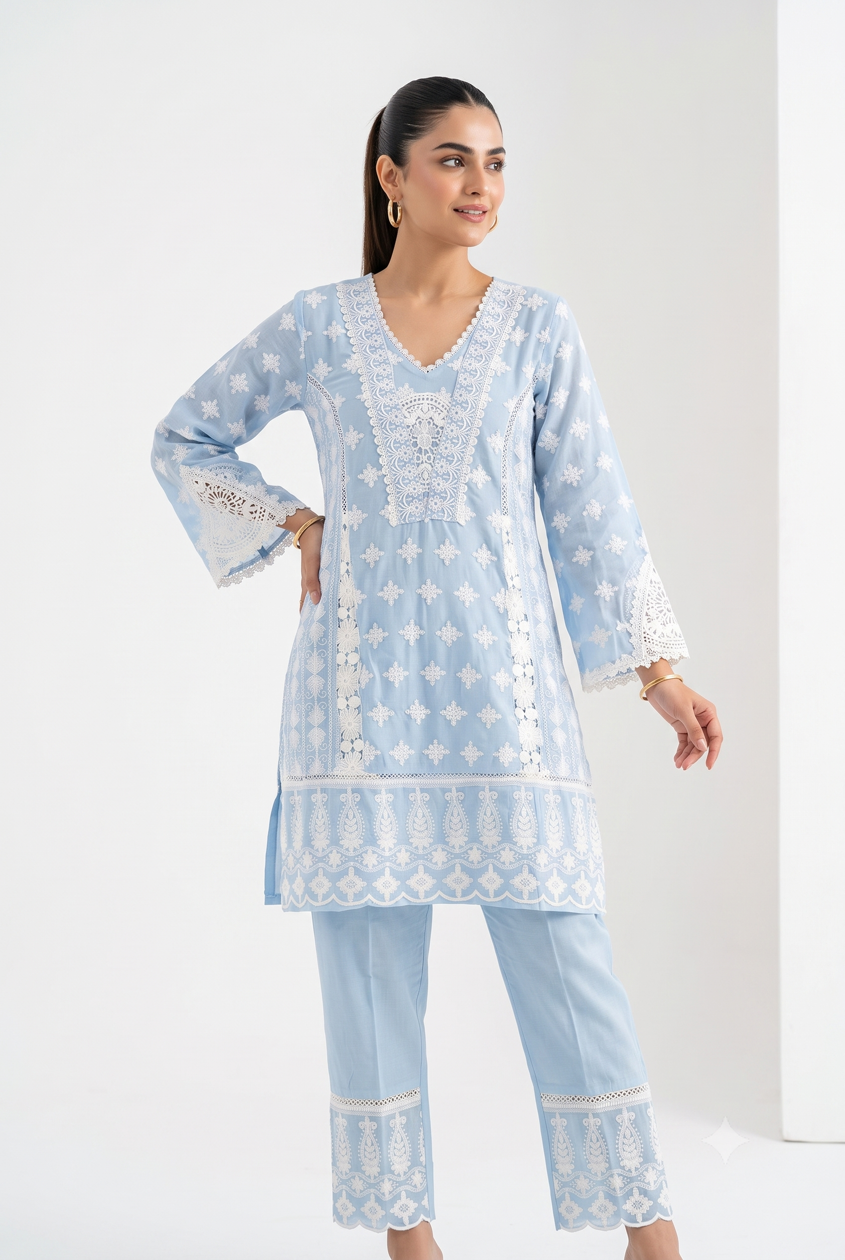 Women's Threadwork Kurta and Trouser Set (Pastel Blue)